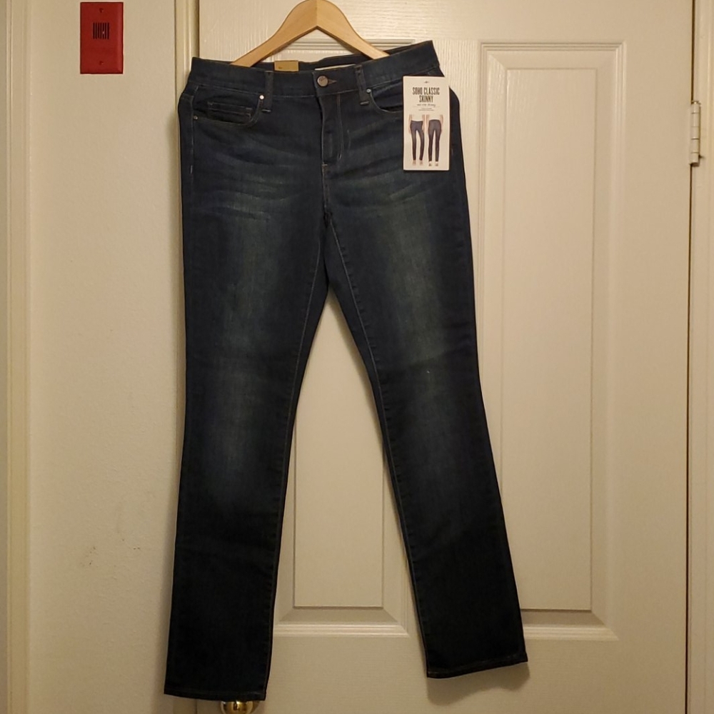 DKNY Jeans Mid Rise Skinny Soho Classic Stretch